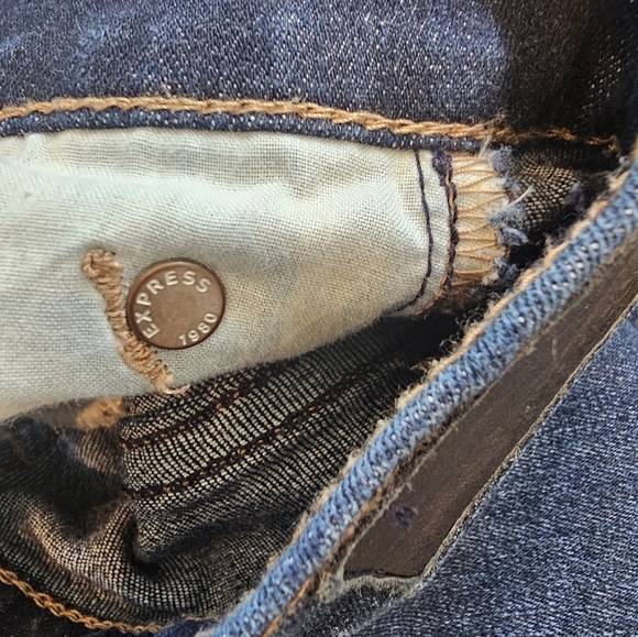 Express Distressed Stretch Mid Rise Legging Jeans 6R - Picture 6 of 11